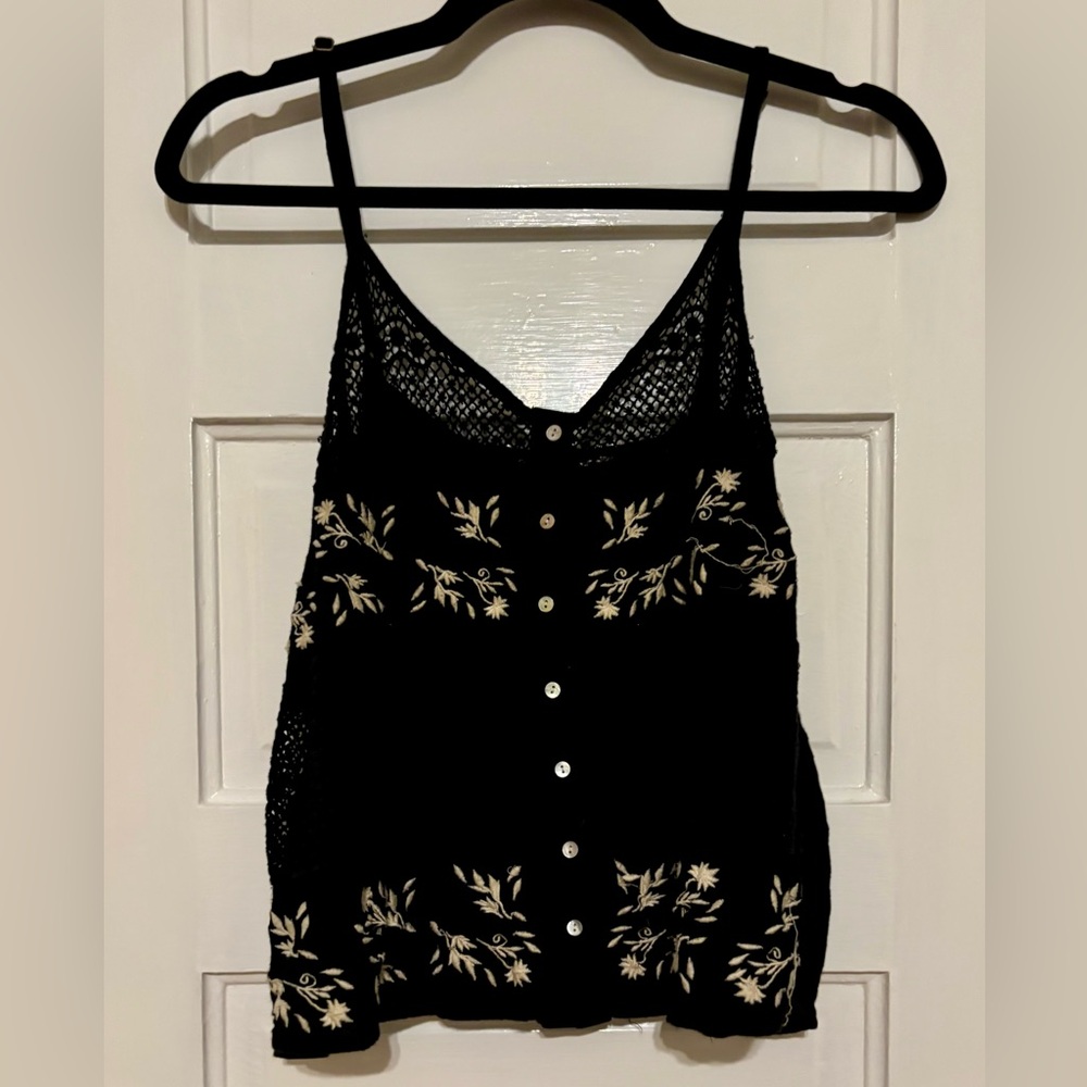 LAST CHANCE! Sheer black flowy tank top cami